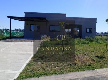 Casa · 175m² · 4 Ambientes · 1 Cochera · Mmc. Venta de Casa con Financiación Barrio Monet, Cardales