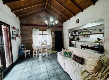 PH · 101m² · 4 Ambientes · 1 Cochera · PH en Caisamar