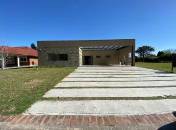 Casa · 179m² · 4 Ambientes · Casa en Boca Ratón Country Club