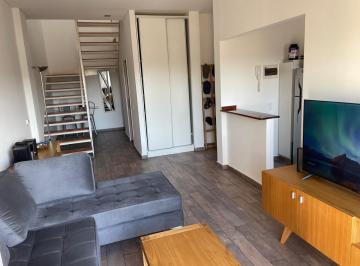 Departamento · 82m² · 2 Ambientes · 1 Cochera · Departamento con Terraza y Parrilla