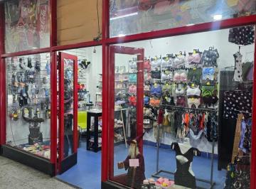 Local comercial · 15m² · Local en Lomas de Zamora Sobre Laprida Al 200