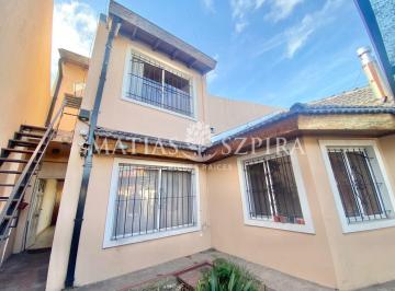 Casa · 235m² · 9 Ambientes · 2 Cocheras · Casa en Ituzaingó Norte