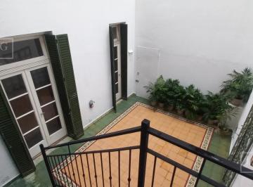 PH · 95m² · 4 Ambientes · PH de Tres Dorm. con Patio y Terraza con Parrilla Totalmente Renovado