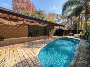 Casa · 291m² · 5 Ambientes · 2 Cocheras · Casa Venta Martinez 5 Ambientes Piscina Climatizada