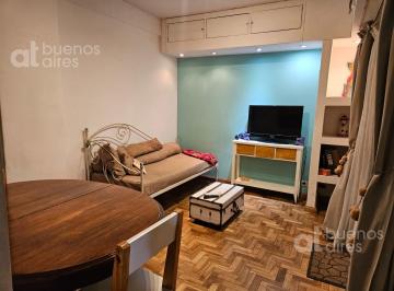 Departamento · 36m² · 2 Ambientes · Departamento 2 Ambientes con Balcón y Patio en San Telmo en Alquiler Temporario.