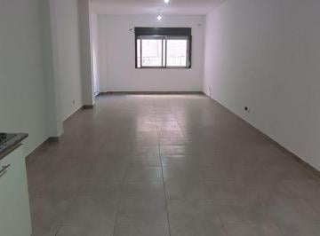 Departamento · 50m² · 1 Ambiente · Monoambiente 50 m² Cercanía Subte B y Tren Mitre C/baño, Ducha, Bacha, Hornallas, Muebles Mesada