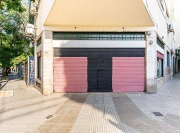 Local comercial · 110m² · Venta Local en Esquina con 2 Vidrieras Monserrat