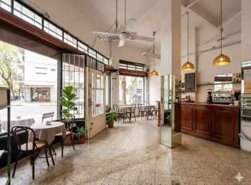 Local comercial · 110m² · Venta Local en Esquina con 2 Vidrieras Monserrat