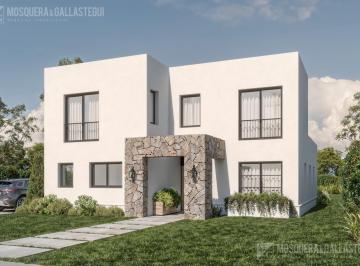 Casa · 154m² · 5 Ambientes · Casa en Venta en San Pablo