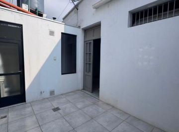 Departamento de 3 ambientes, Ciudad de Mendoza · Departamento/oficina/local Comercial Quinta Juan B Justo 175