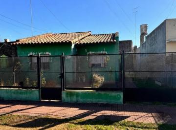 Casa · 153m² · 3 Ambientes · 1 Cochera · Excelente Propiedad en Venta