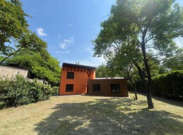 Casa · 179m² · 5 Ambientes · Casa 4 Dorm. Jardin Epicuro Villa Allende