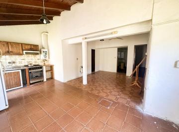 Casa · 89m² · 4 Ambientes · Venta Casa Dos Dorm.. Altura Provincias Unidas Al 900.