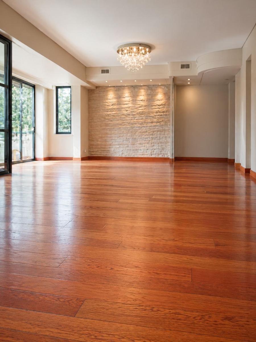 Espacioso departamento 5 amb, 190m² con cochera — Centro