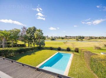 Casa · 250m² · 7 Ambientes · 3 Cocheras · Casa en Venta Al Golf en San Isidro Labrador