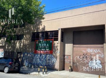 Bodega-Galpón · 1300m² · Galpón en Alquiler - Parque Patricios
