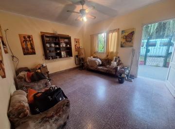 Casa · 108m² · 3 Ambientes · 2 Cocheras · Casa en PH Venta en Ensenada
