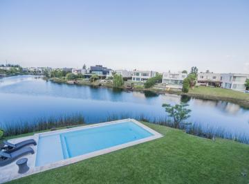 Casa · 320m² · 5 Ambientes · 2 Cocheras · Casa Al Agua en Alquiler - Alisos Nordelta