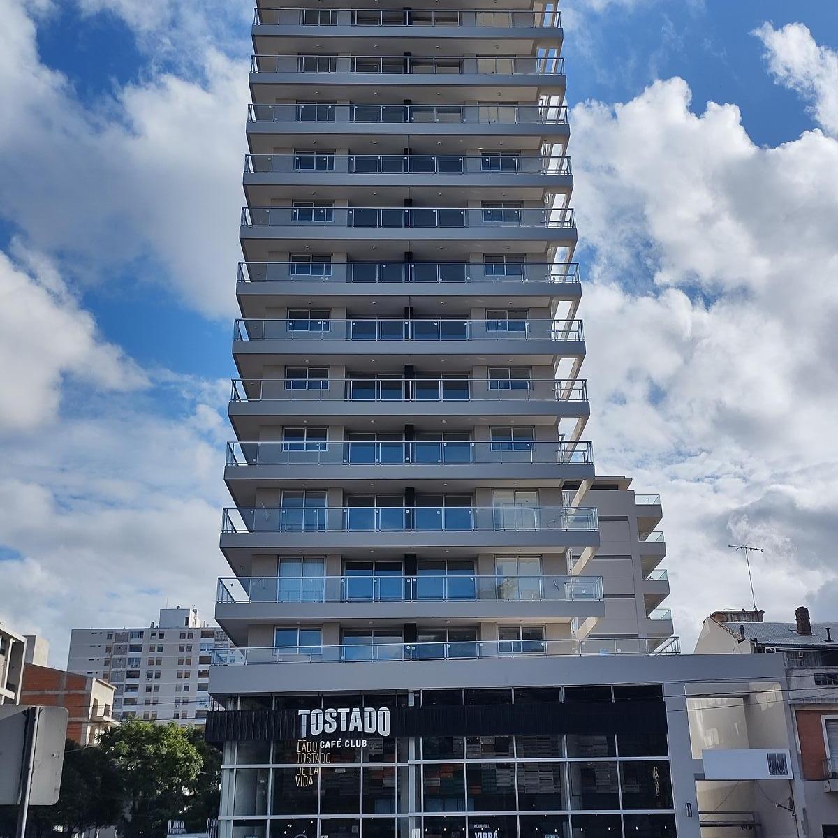 Av San Martín y Av Maipú