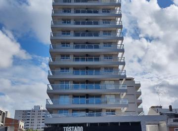 Departamento · 52m² · 3 Ambientes · Av San Martín y Av Maipú - 2 Ambientes y 1/2 - Venta
