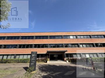 Oficina comercial · 196m² · 9 Ambientes · 6 Cocheras · Oficina en Alquiler en Las Lomas - San Isidro
