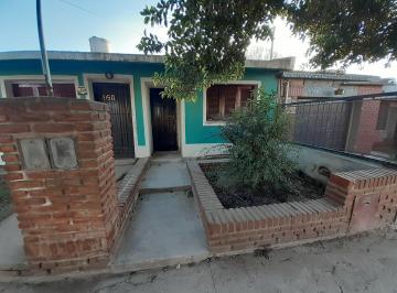 Casa de 4 ambientes, Córdoba · Casa en Alquiler