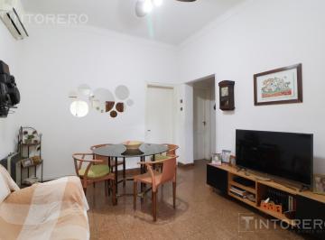 Casa · 120m² · 5 Ambientes · 1 Cochera · Venta Casa Multifamiliar con Patio, Cocheray Terraza en Villa Lynch