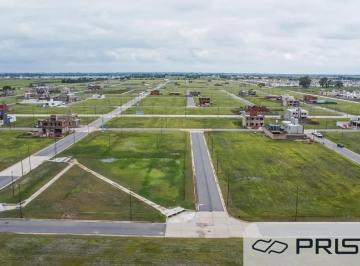 Terreno , Córdoba · Lote Central - 300 m² - Campos de Manantiales