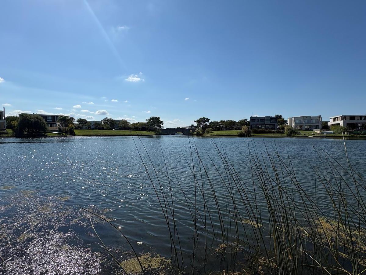 Venta| Lote al Agua 944m2 Vista Abierta al Lago| Vistas Puertos, Puertos, El Cazador