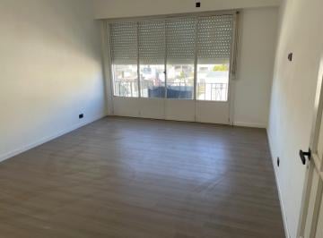 Departamento · 90m² · 4 Ambientes · Departamento en Venta, 4 Ambientes, Apto Profesional, en Martinez, San Isidro, Gba Norte