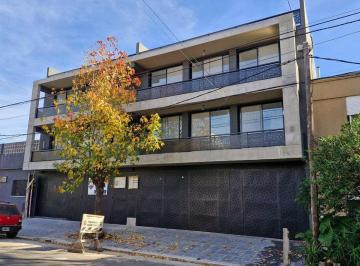 Departamento · 60m² · 3 Ambientes · 1 Cochera · Departamento 3 Amb a Estrenar Patio Jardin Cochera