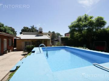 Terreno · 500m² · 7 Ambientes · 2 Cocheras · Venta Terreno con Casa 7 Ambientes con Parque, Pileta, Quincho y Cochera en Florencio Varela