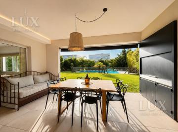 Casa · 240m² · 6 Ambientes · 2 Cocheras · Casa en Venta con 4 Dorm. en El Barrio Los Alisos, Nordelta, Tigre