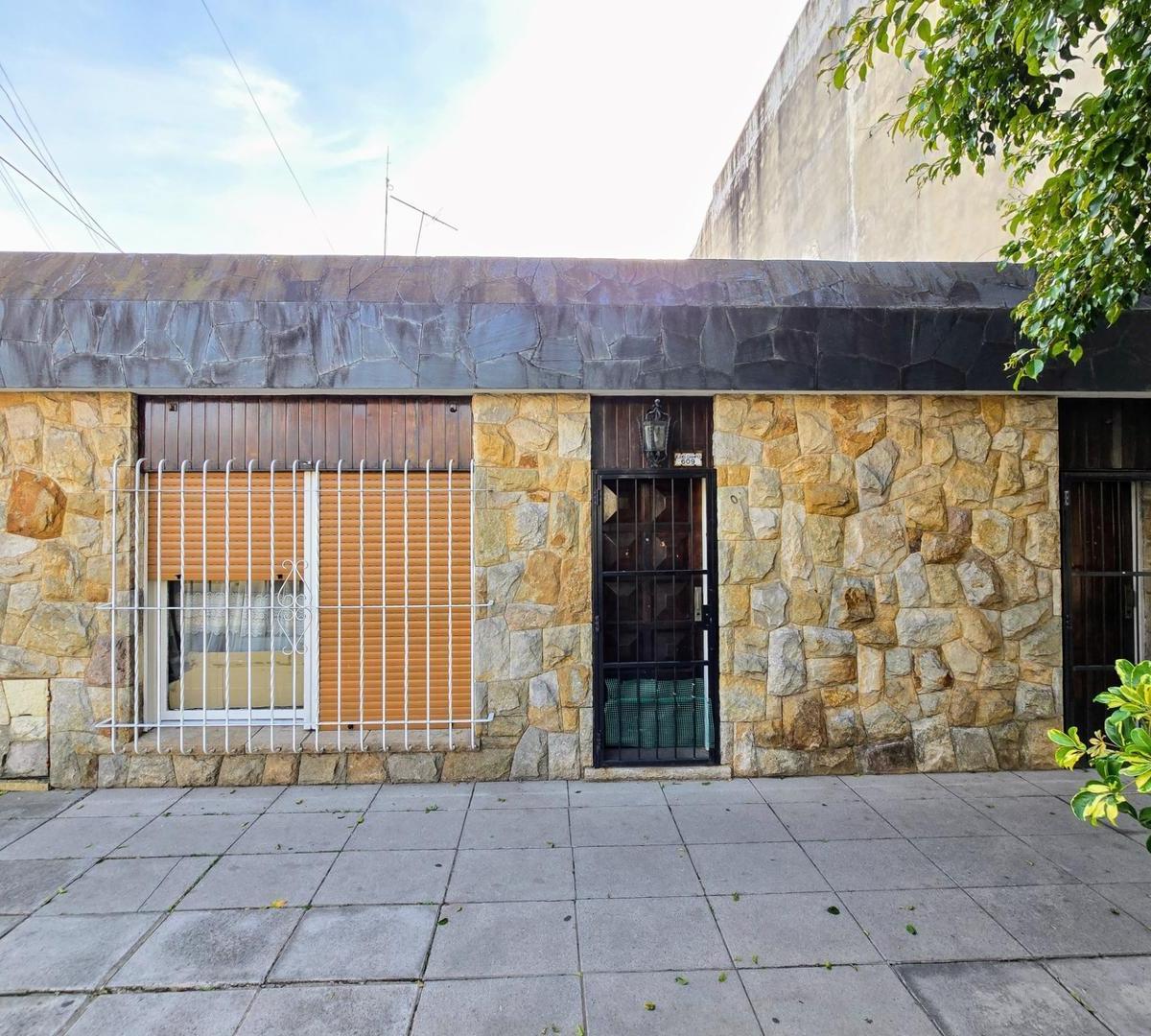 Estanislao Del Campo 600