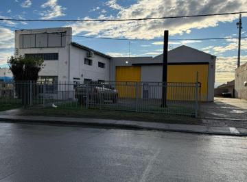 Bodega-Galpón de 5 ambientes, Río Gallegos · Dos Galpones Ensamblados