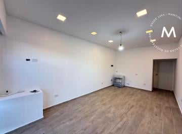 Local comercial · 33m² · 2 Ambientes · Local Comercial en Alquiler - Villa Ballester Centro