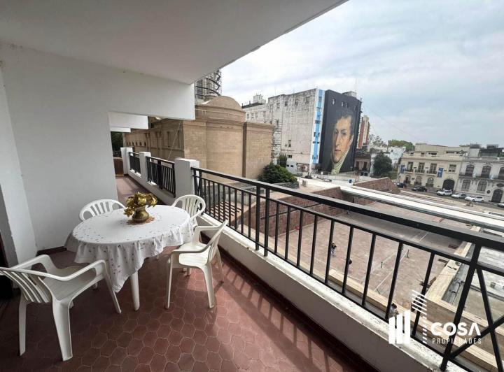 Departamento · 172m² · 6 Ambientes · 1 Cochera