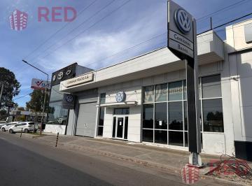 Local comercial · 1650m² · 5 Ambientes · Vende Local Comercial por Calle Perticone