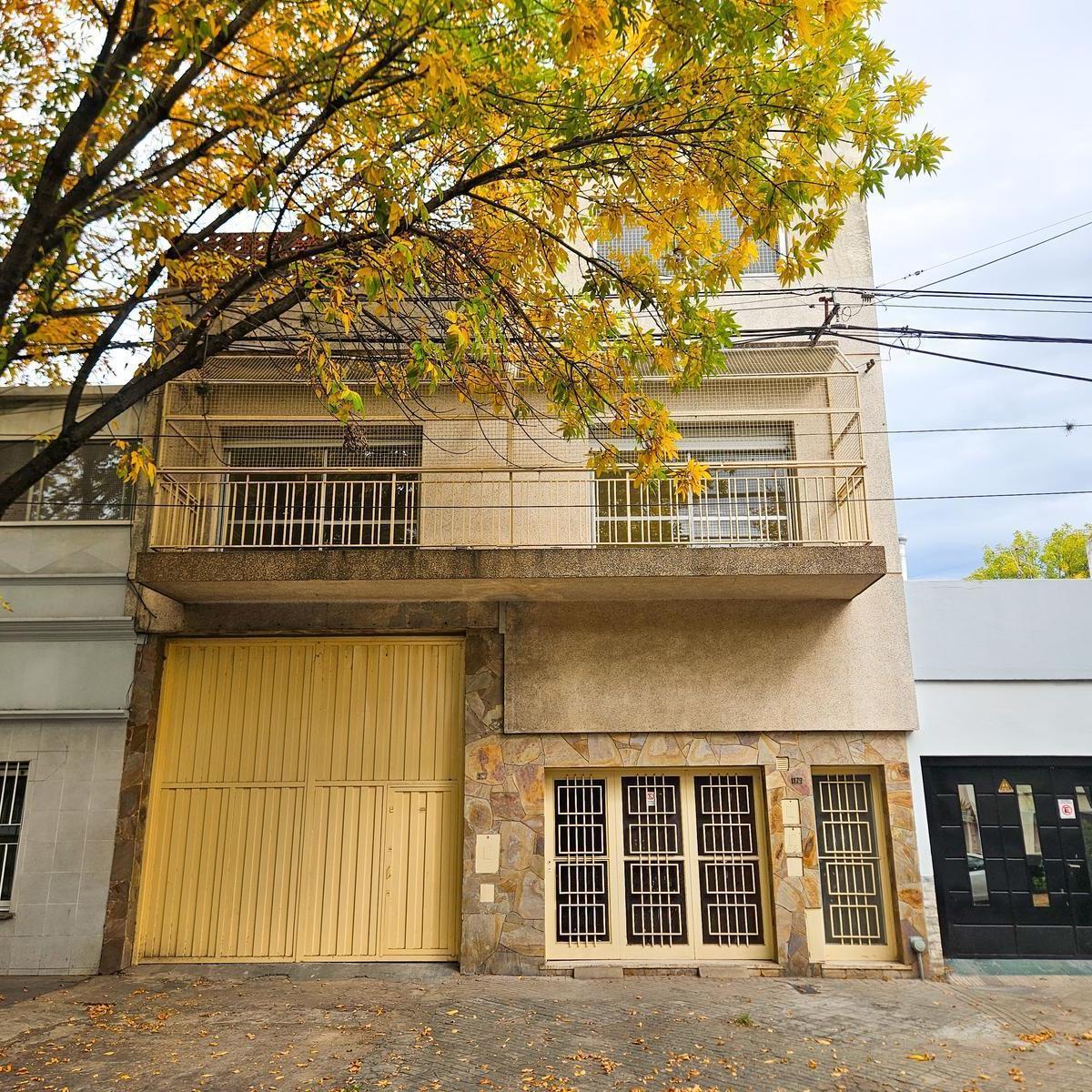 Saavedra al 1100,  España y Hospitales, Rosario