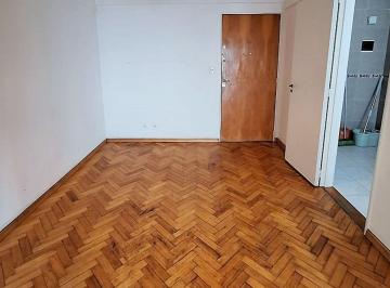 Departamento de 2 ambientes, Palermo · Excelente Departamento de Dos Ambientes con Balcón Lateral en Exclusiva Zona de Palermo Chico