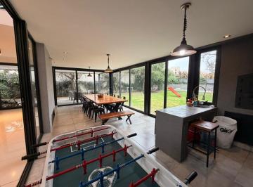 Casa de 6 ambientes, Malagueño · Moderna, Impecable | Apto Crédito!