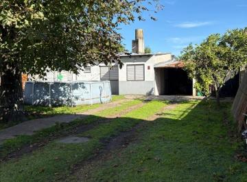 Casa · 129m² · 4 Ambientes · Vendemos Dos Propiedades en Block