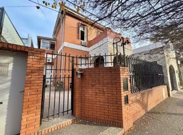 Casa · 220m² · 10 Ambientes · 3 Cocheras · Casa en Tiro Suizo