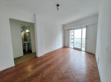 Departamento · 60m² · 3 Ambientes · Venta Departamento 3 Amb con Balcón. Caballito.