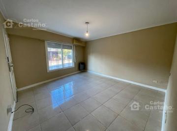 PH · 75m² · 3 Ambientes · Excelente Chalet PH 3 Amb C/patio Al Frente. (Sin Expensas)
