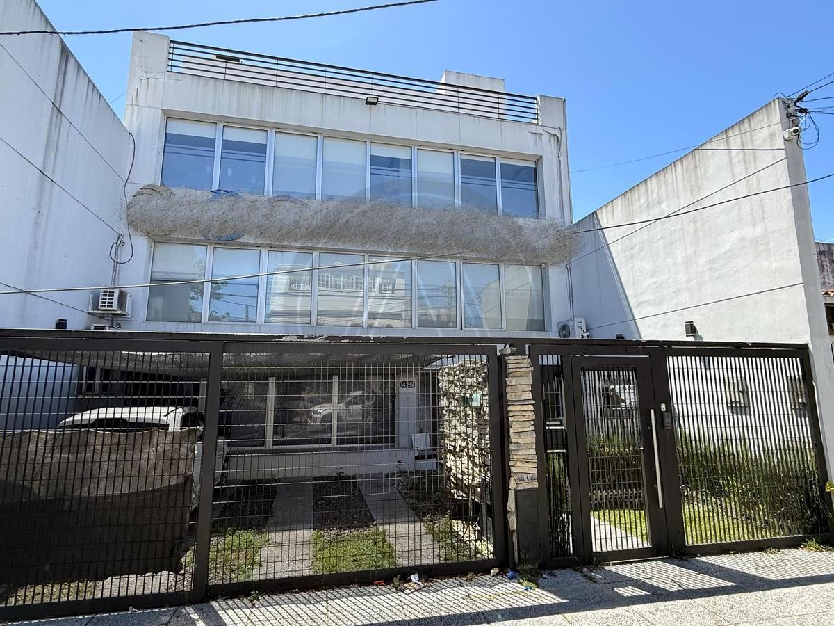 Talcahuano  al 400,  Villa Martelli, Vicente López