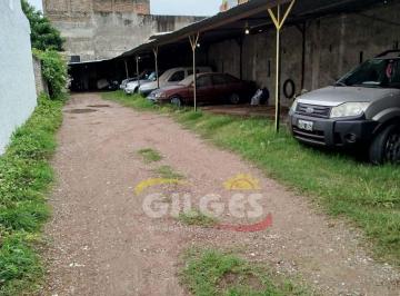 Garage · 303m² · Venta Lote de 8.66x35 m² en Ramos Mejia