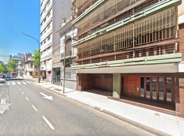 Departamento · 139m² · 4 Ambientes · 1 Cochera · Piso Amplio 4 Ambientes con Dependencia y Cochera en Flores - Ubicacion Privilegiada