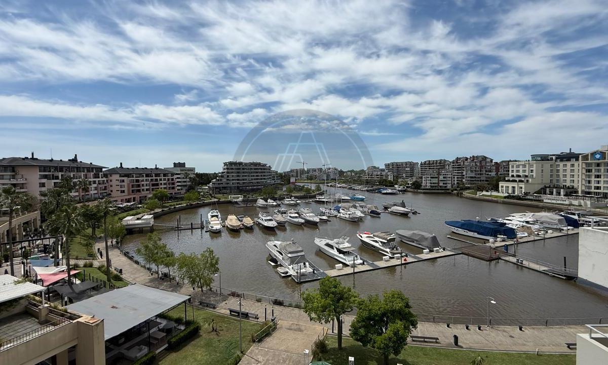 Avenida del Puerto al 500