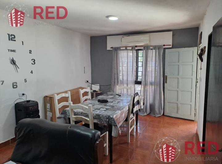 Casa · 90m² · 6 Ambientes · 2 Cocheras